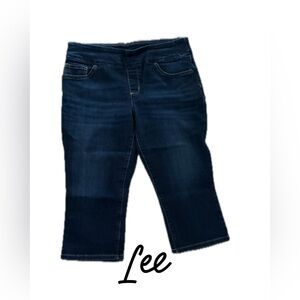 Lee Women's Midnight Blue Cropped Jeans